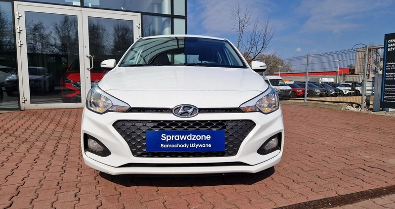 Hyundai i20 cena 44500 przebieg: 118140, rok produkcji 2019 z Opatów małe 172